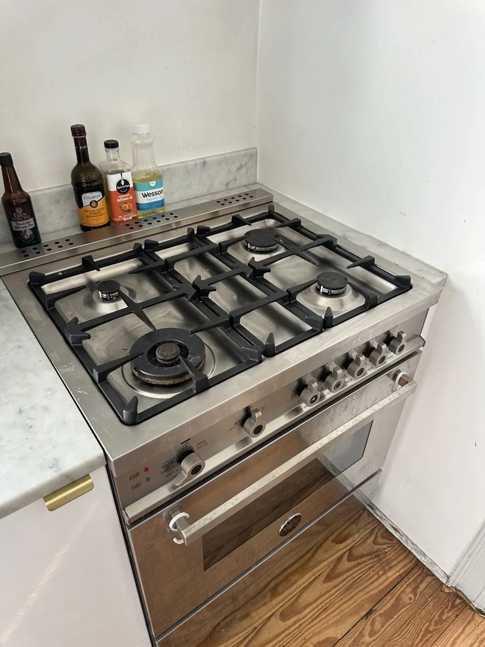 KLIA NY oven range service work